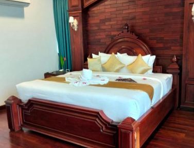Suite with Balcony