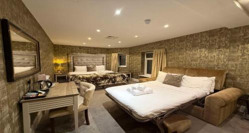 Standard Family Room