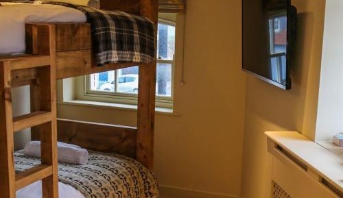 Twin Room with Shower