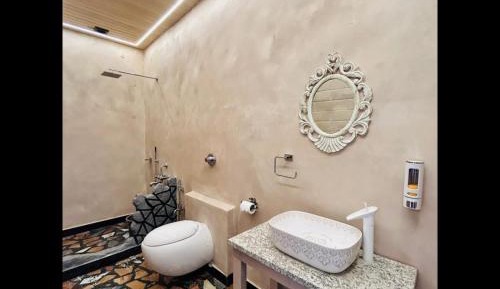 King Room with Balcony