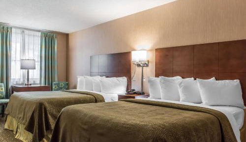 Queen Room with Two Queen Beds - Non-Smoking