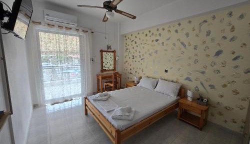 Studio with Balcony