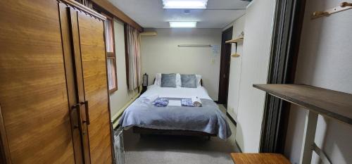 Economy Quadruple Room with Shared Bathroom