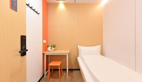 Standard Single Room with Shared Bathroom