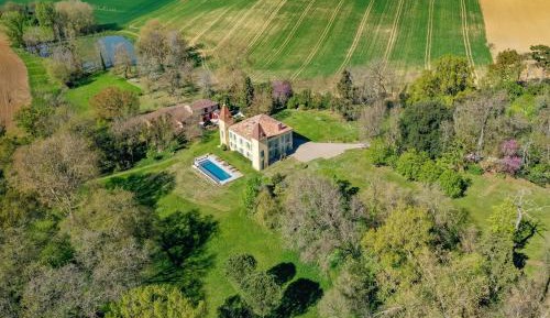 Five-Bedroom Villa