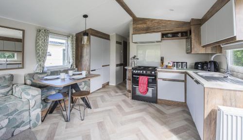 2 Bedroom Gold Caravan