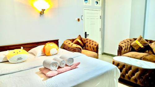 Deluxe Room (2 Adults + 1 Child)