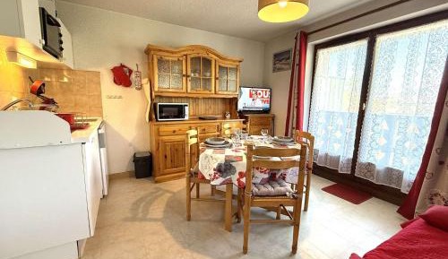 Apartment (4 Adults)