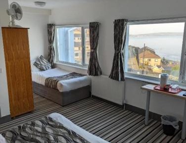 Triple Room with Sea View