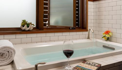 Suite with Mountain View