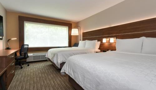 Standard Queen Room with Two Queen Beds