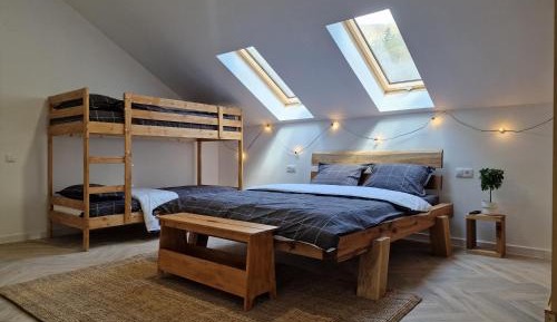 Deluxe Family Suite