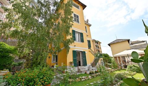 Two-Bedroom Apartment with Garden View