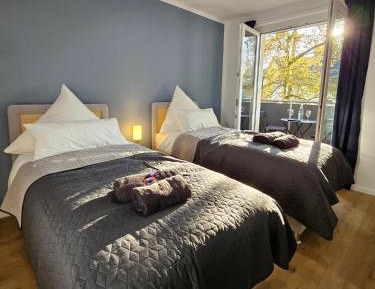 Premium Two-Bedroom Apartment with Balcony No.1