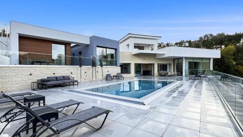 Deluxe Villa
