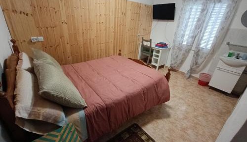Economy Double Room