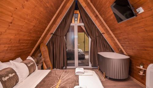 Junior Suite with Mountain View