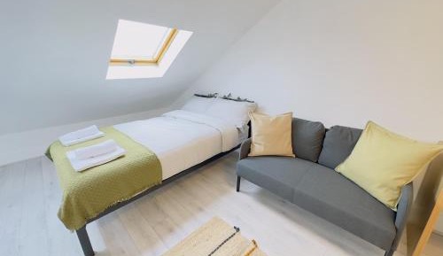 Double Room with Private Bathroom