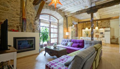 Three-Bedroom Apartment (6 adults + 2 children)