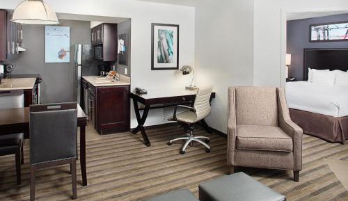One-Bedroom King Suite