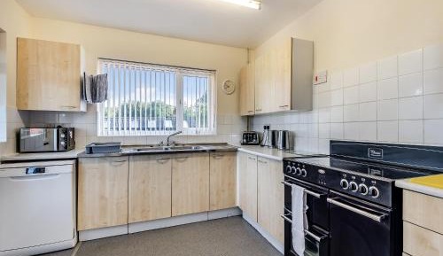 Five-Bedroom Holiday Home