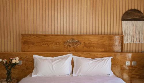Deluxe Double Room with Shower