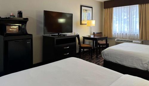 Double Room with Two Double Beds - Non-Smoking