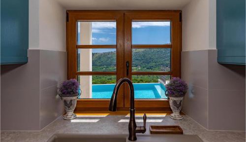 Five-Bedroom Holiday Home