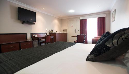Deluxe Twin Room - Disability Access