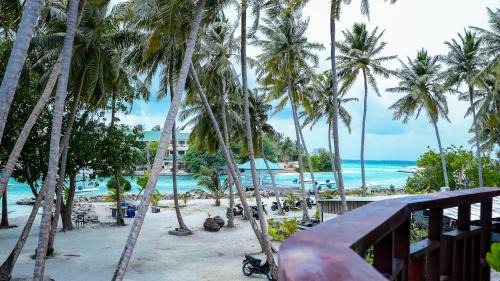Deluxe Double Room with Balcony and Sea View