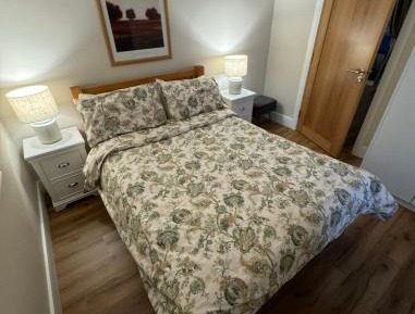 One-Bedroom Apartment - Sea Side