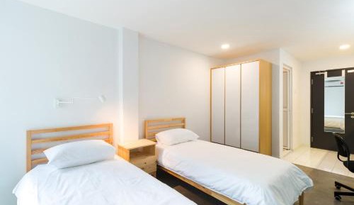 Twin Room with Private Bathroom