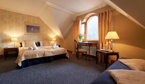Triple Room