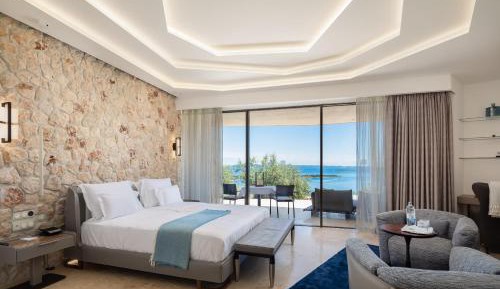 Luxury Room with Terrace and Sea View
