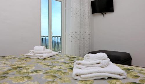 Double Room with Balcony (2 Adults + 1 Child)