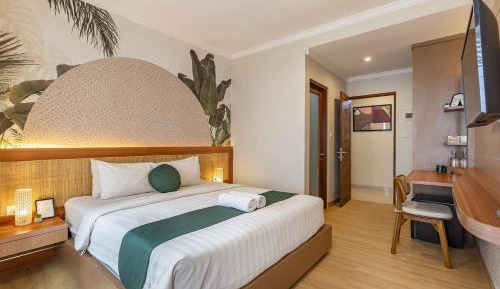 Deluxe Double Room with Balcony