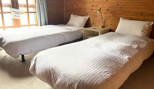 Twin Room with Private Bathroom