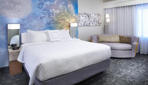 King Room with Sofa Bed