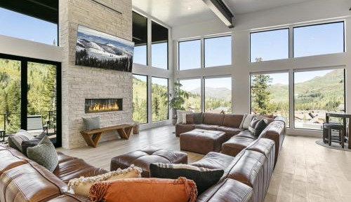 Six-Bedroom House