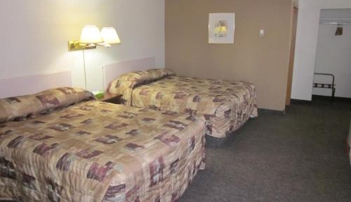 Queen Room with Two Queen Beds - Non-Smoking