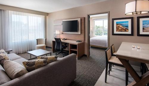 One-Bedroom King Suite with Sofa Bed