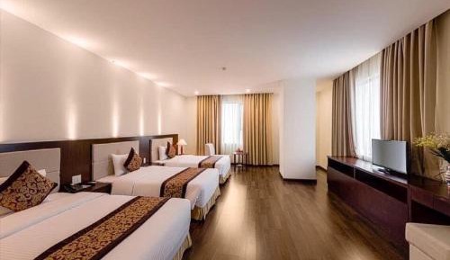 Triple Room with Mountain View