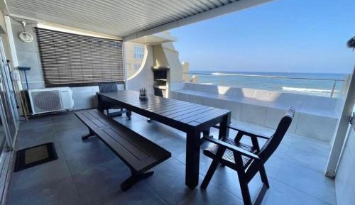 Three-Bedroom Apartment with Ocean View