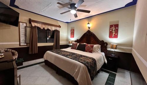 Queen Room