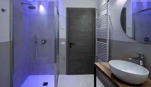 Deluxe One-Bedroom Apartment with Garden View