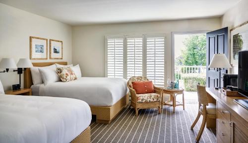 Queen Room with Two Queen Beds - Upper Level