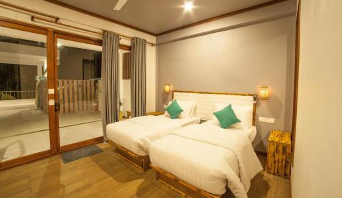 Deluxe Twin Room