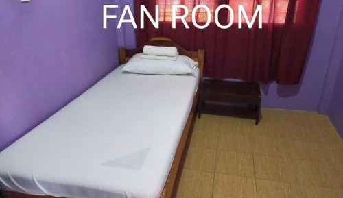 Single Room with Shared Bathroom