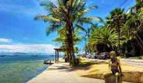 Suite with Garden View