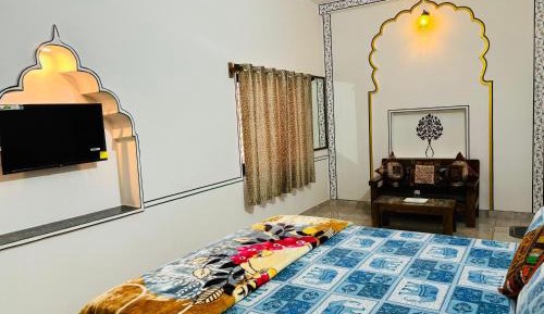 Queen Room with Balcony